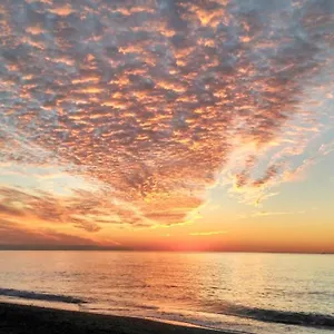 https://pepe-beach-vista-al-mar.1costadelsol.com